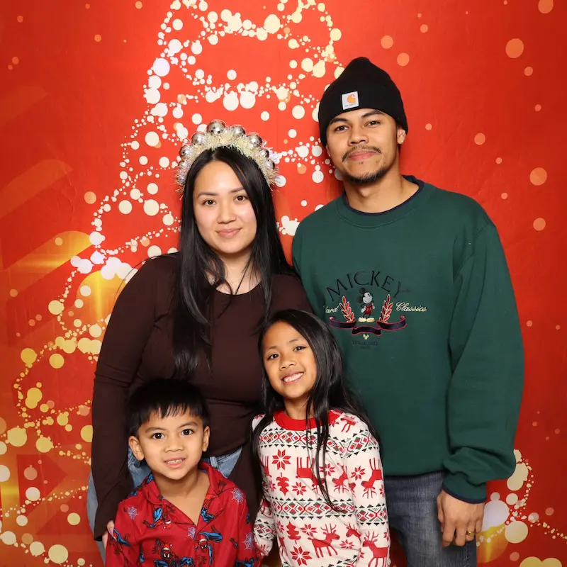 Zolar Studio Photo Booth Backdrop - Red Gold Holiday Tree