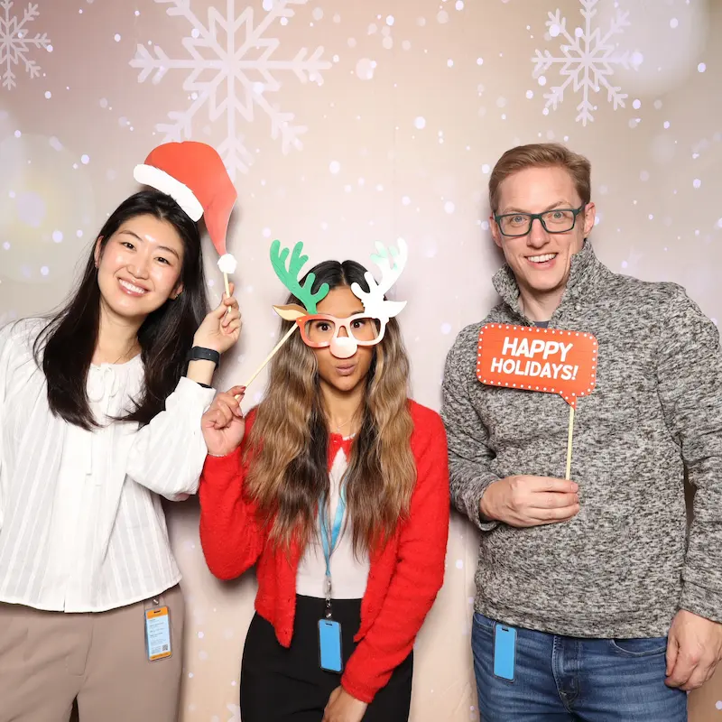 Zolar Studio Photo Booth Backdrop - Champagne Snowflake